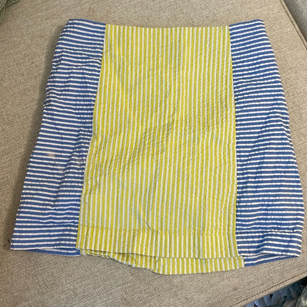 Vineyard vines skirt